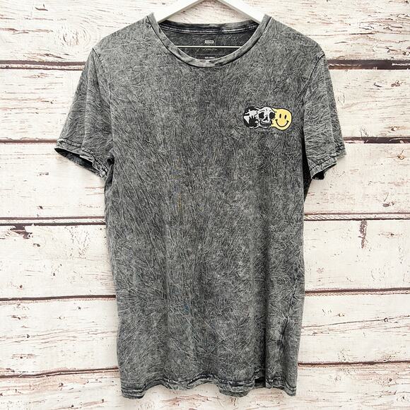 GLOBE BRAND AU Mineral Wash Skate Shirt Sz S - Picture 1 of 5